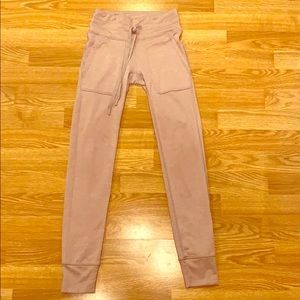 Aerie light pink leggings